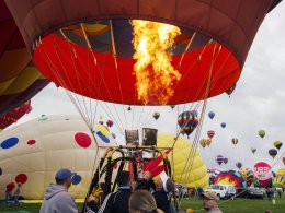 hot air balloon